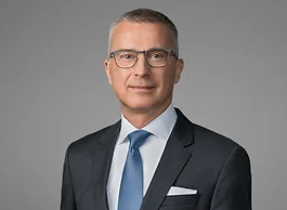 Photo of Robert C. Hussle
